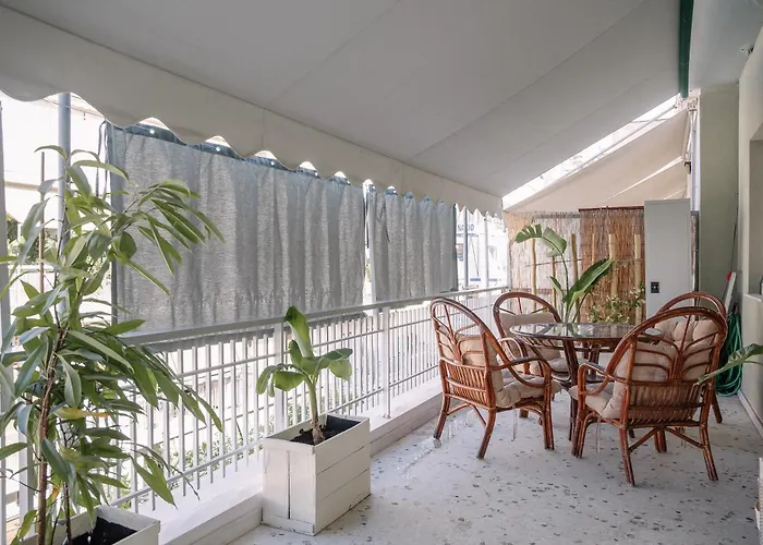 3Cs Athens Ampelokipoi Comfy Flat Ft Patio Airport Direct Day N Night