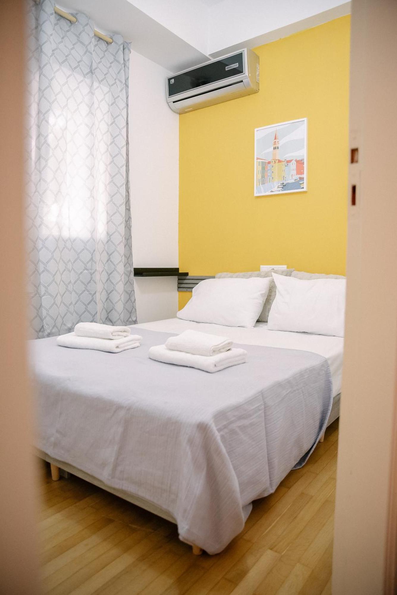 Apartment 3cs Ampelokipoi Comfy Flat Ft Patio Airport Direct Day N Night
